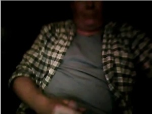 Fat guy soaks shirt with cumshot