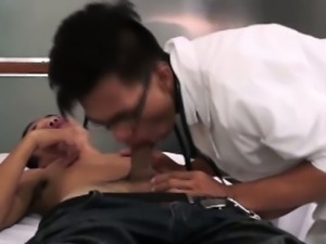 Twink asian amateur blown by doctor