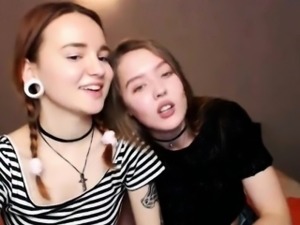 Teen Lesbians Best Friends