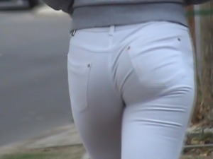 sexy ass white pants