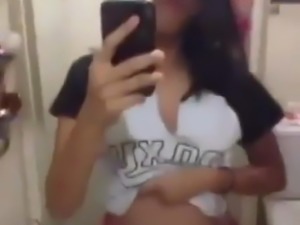 Indonesian Girl Wearing Glasses Show Boobs
