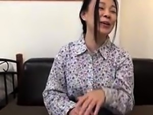 Sweet Japanese mom with small tits begs for a deep fucking