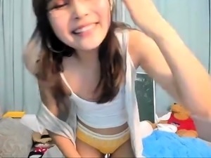 Hot teen brunette take a creampie amateur webcam