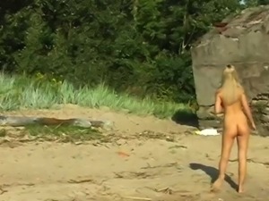Mature men gangbang teen Linda gets bare on the beach