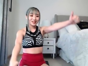 StripCamFun Blonde Amateur MILF Webcam for You